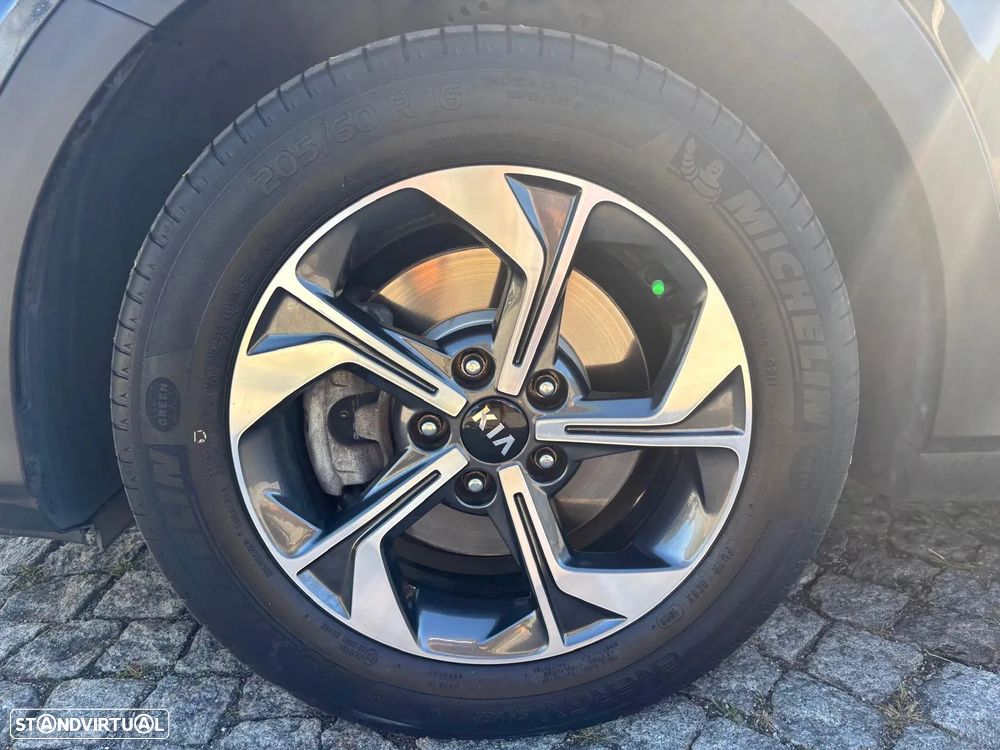 Kia XCeed 1.6 CRDi MHEV Tech - 20