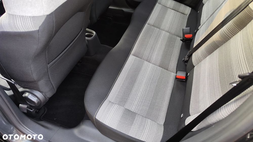 Citroën C3 1.2 PureTech Shine - 22