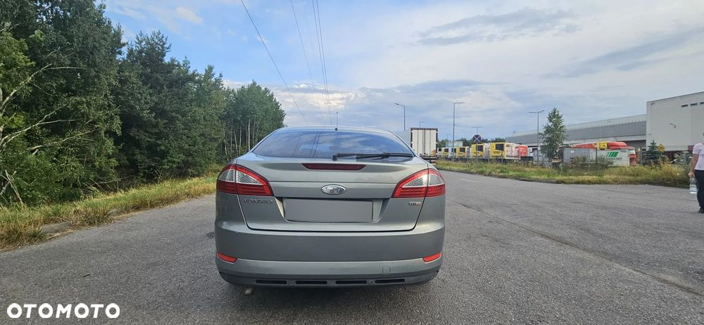 Ford Mondeo 2.0 TDCi Titanium - 3