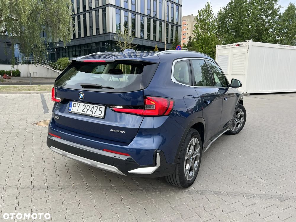 BMW X1 sDrive18i xLine - 8