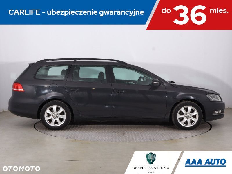 Volkswagen Passat Variant - 8