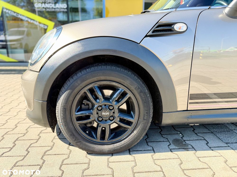 MINI ONE - 11