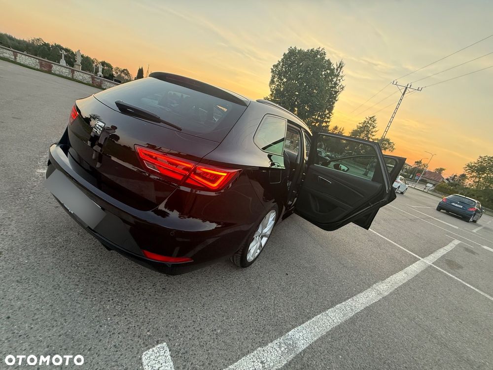 Seat Leon 1.8 TSI FR Black S&S DSG - 6