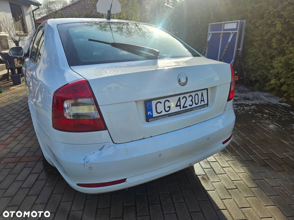 Skoda Octavia 1.6 Ambition - 3