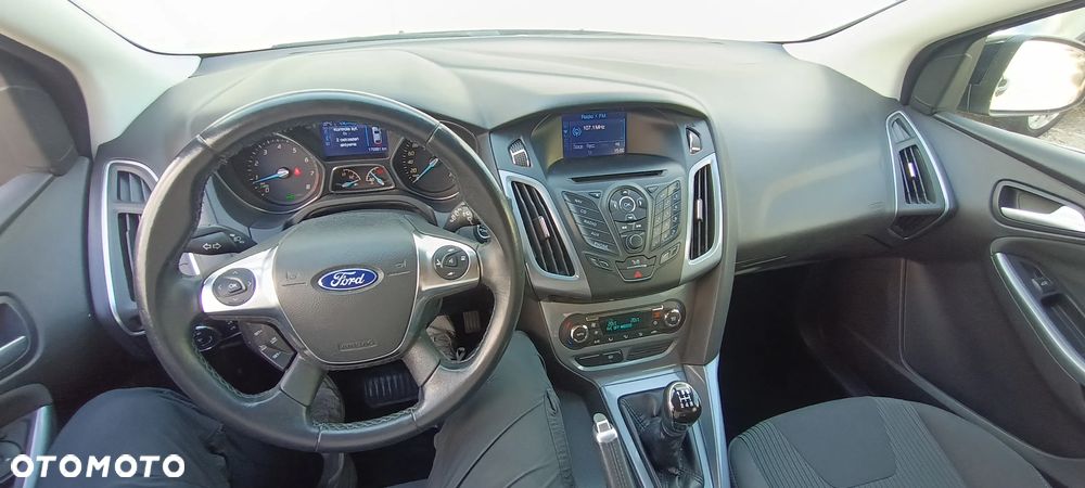 Ford Focus 1.6 FF Titanium - 21