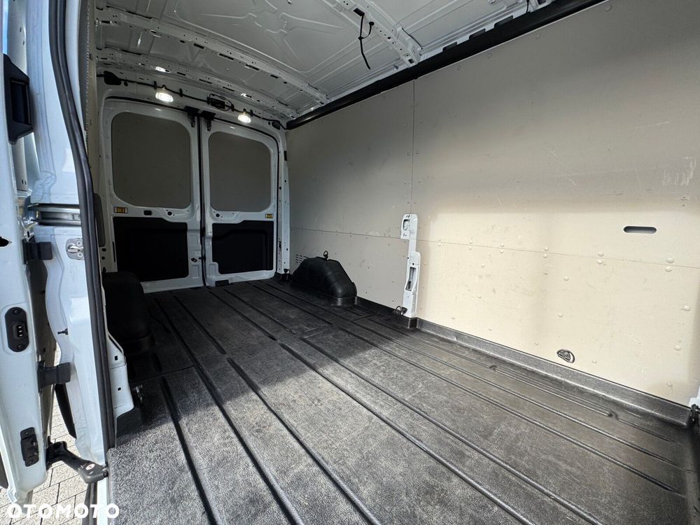 Ford transit L3H2 - 18