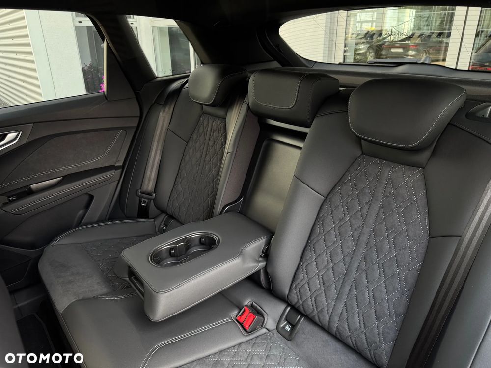 Audi Q4 e-tron 82kWh Performance - 32