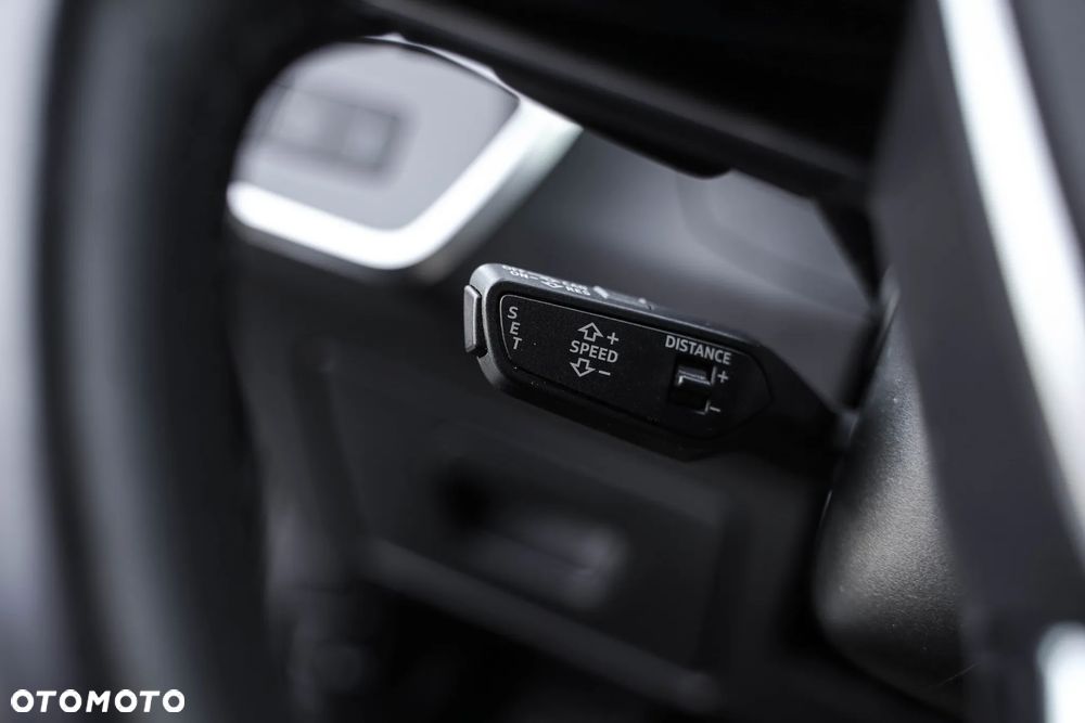 Audi A6 Allroad - 30