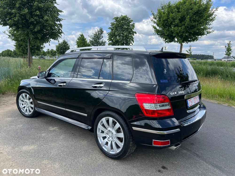 Mercedes-Benz GLK 300 4-Matic - 19