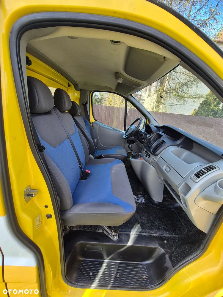 Renault Trafic - 19