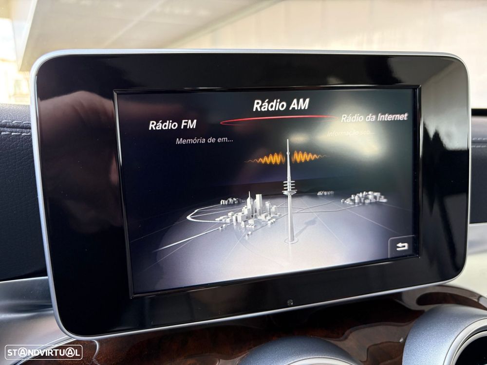 Mercedes-Benz C 300 BlueTEC Hybrid Avantgarde + - 23