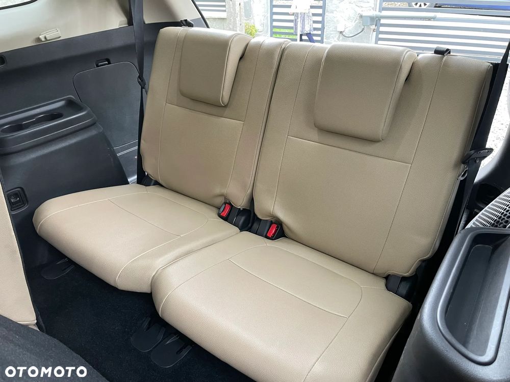 Mitsubishi Outlander 2.0 Intense + - 8