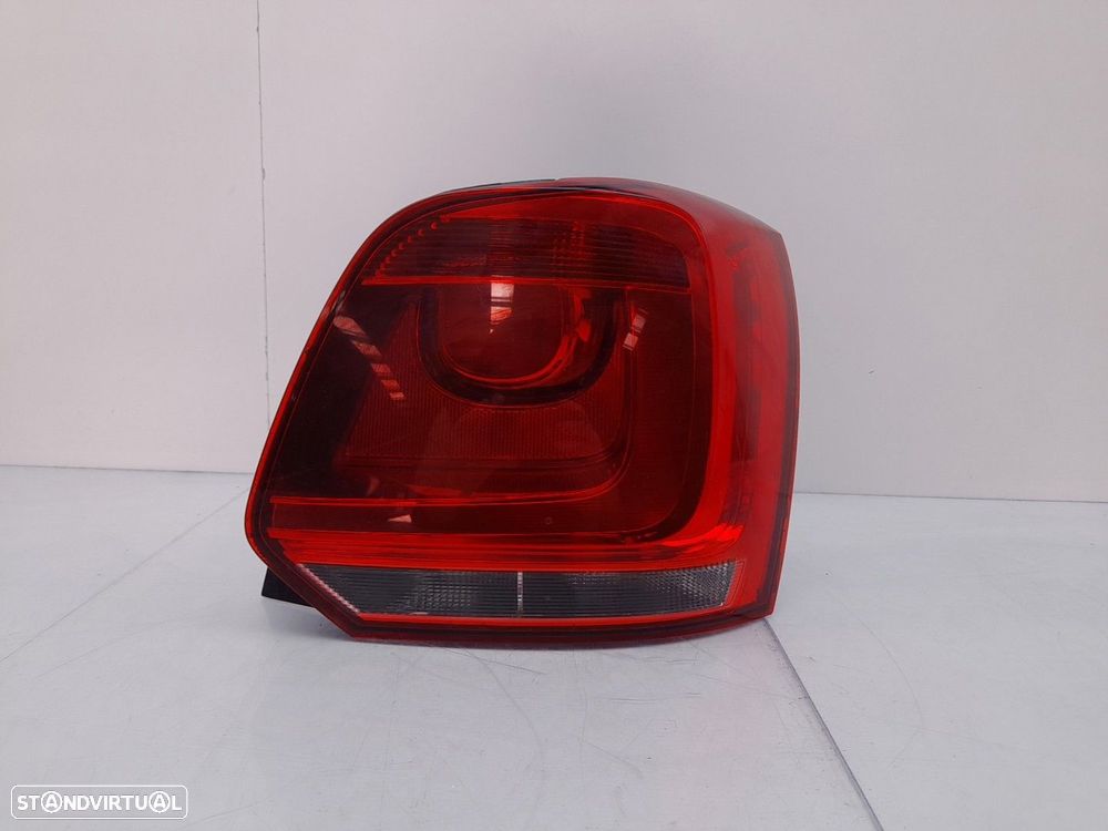 Farolim direito VOLKSWAGEN Polo (6R, 6C) - 1
