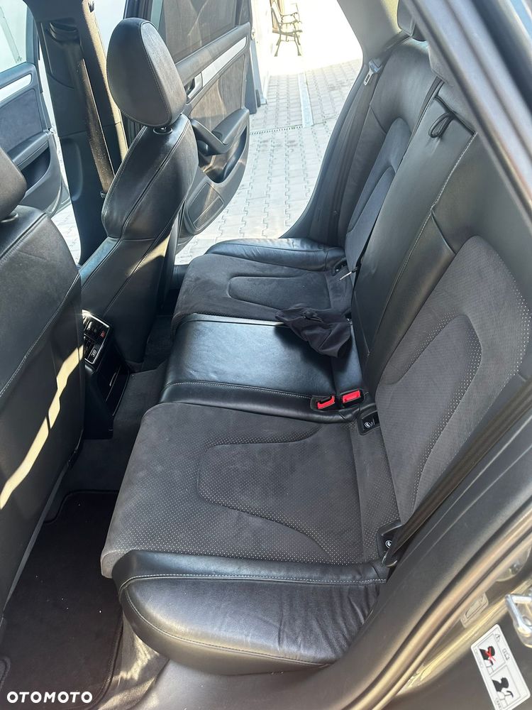 Audi A4 Avant 2.0 TDI DPF clean diesel quattro S tronic S line Sportpaket - 8