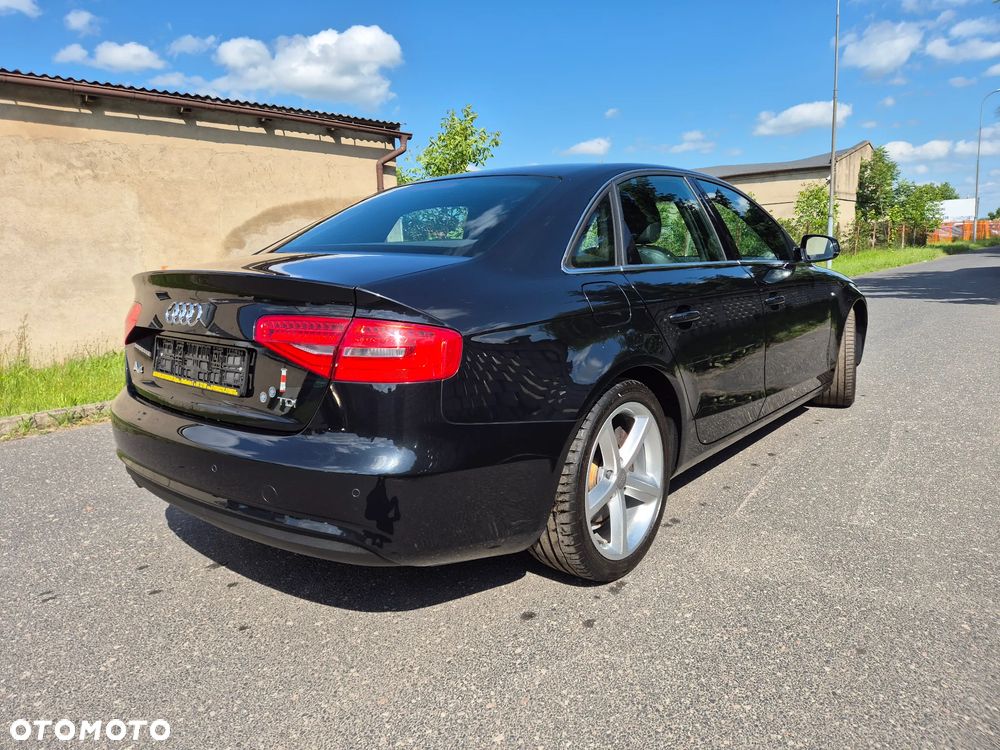 Audi A4 Limousine - 6