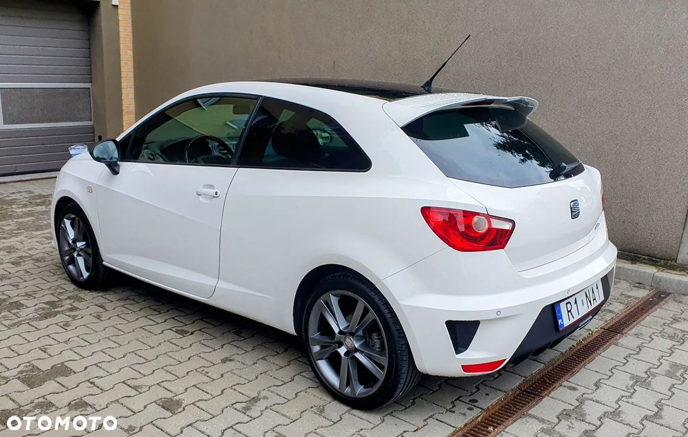 Seat Ibiza SC 1.4 TSI Cupra DSG - 4