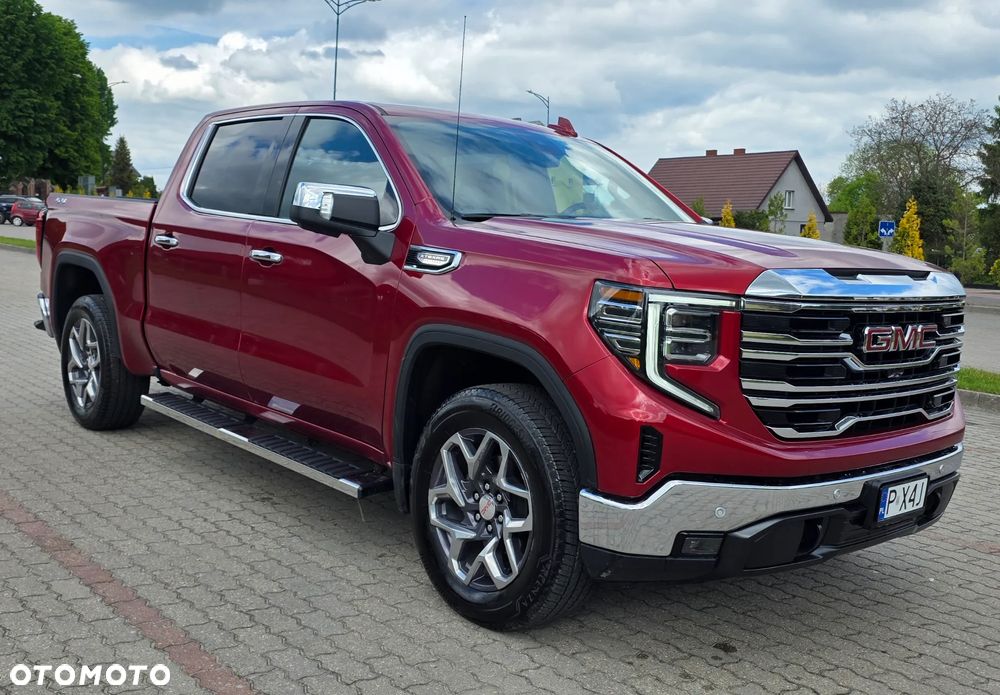 GMC Sierra - 4