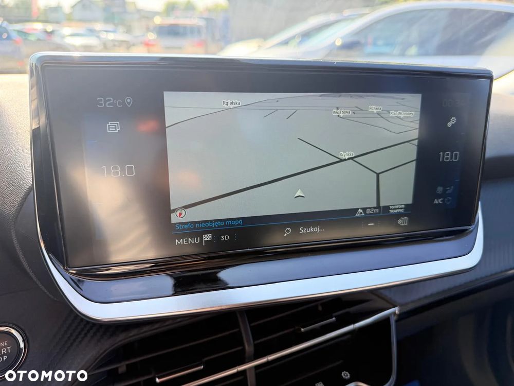 Peugeot 2008 1.2 PureTech Allure S&S EAT8 - 27