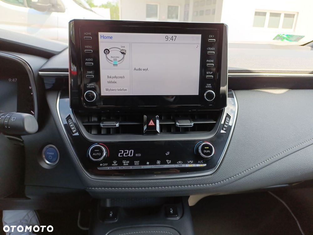 Toyota Corolla 1.8 Hybrid Comfort - 18