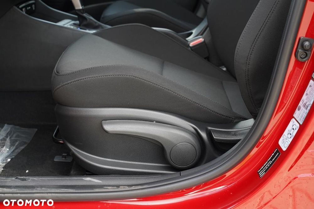 Hyundai Bayon 1.0 T-GDI Smart DCT - 12
