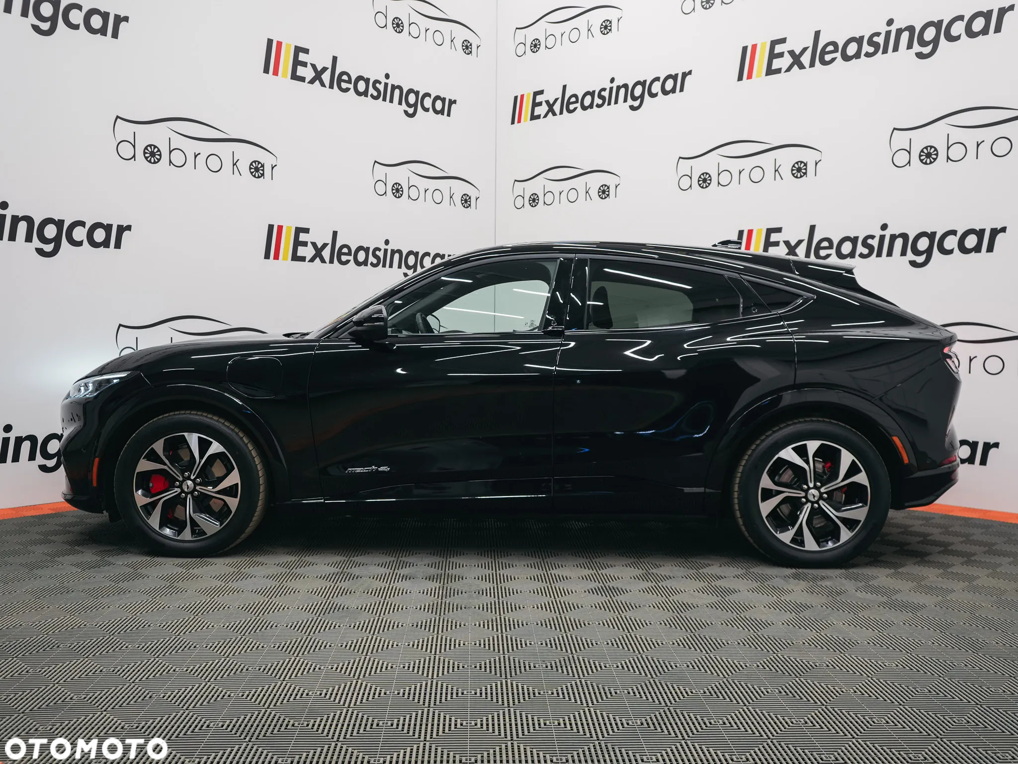 Ford Mustang Mach-E 73 kWh AWD Premium - 7