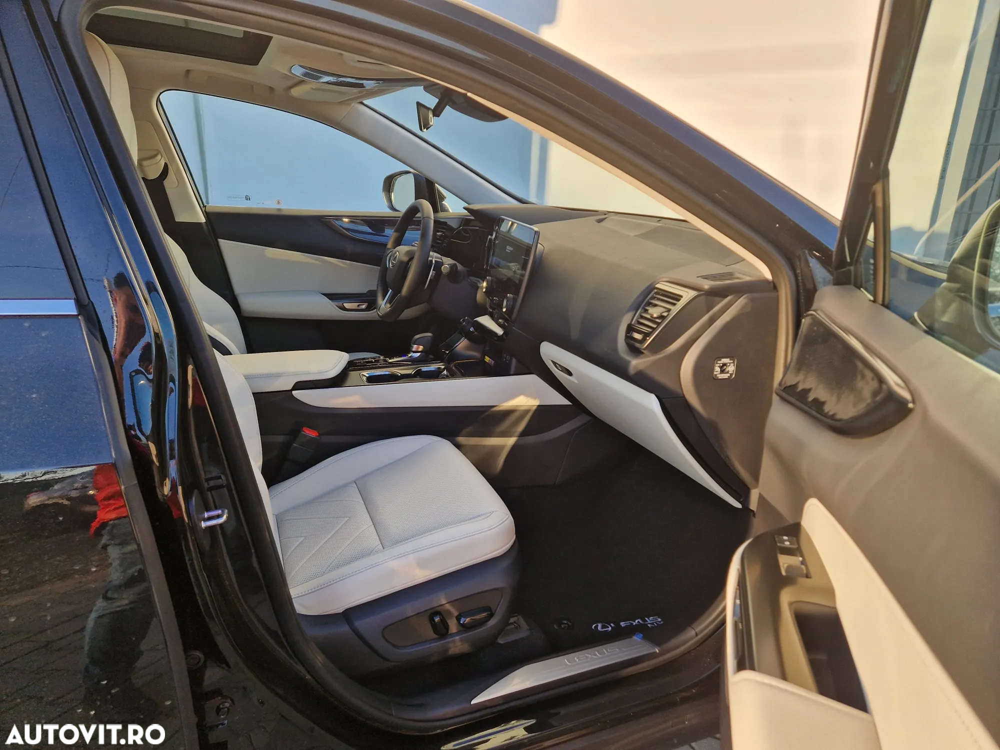 Lexus Seria NX 350h AWD 2.5 TNGA HV 25H CVT Executive - 8