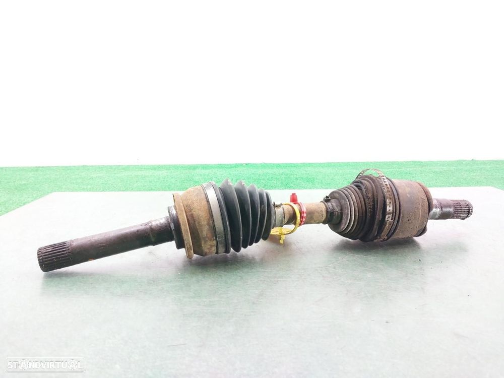 TRANSMISSÃO FRENTE ESQUERDA MITSUBISHI GALLOPER - 1