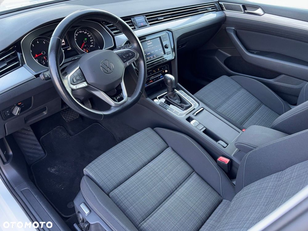 Volkswagen Passat Variant - 10