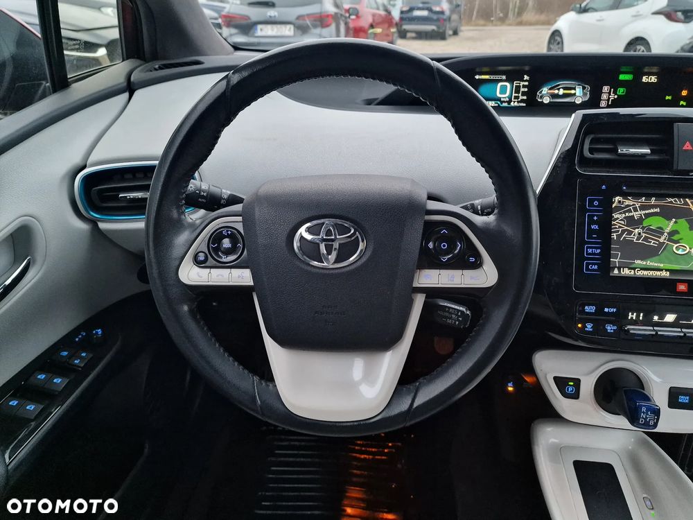 Toyota Prius Hybrid Executive - 21