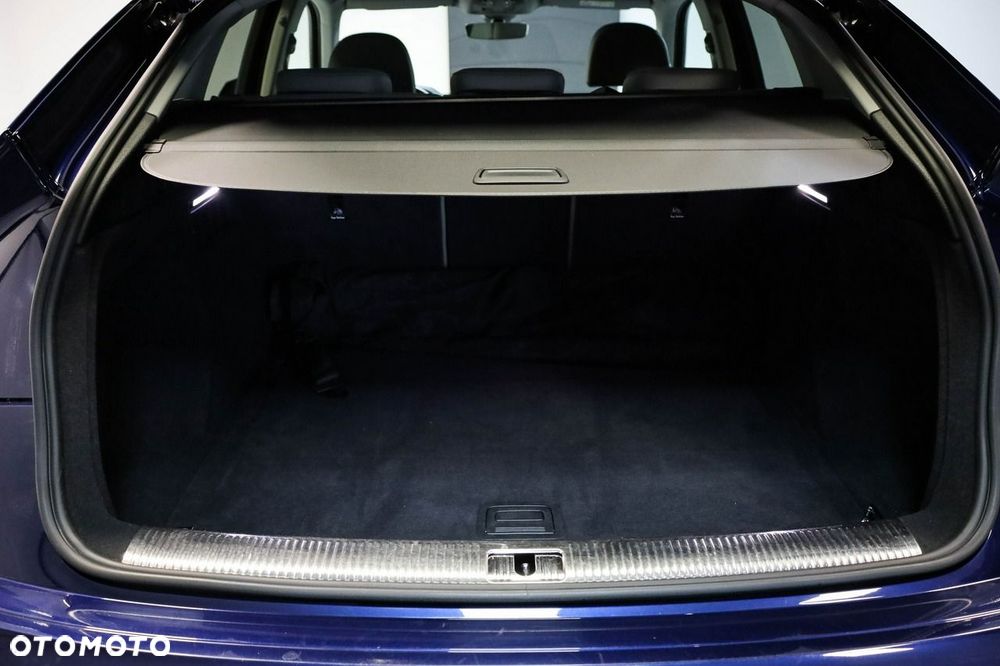 Audi Q5 Sportback - 15