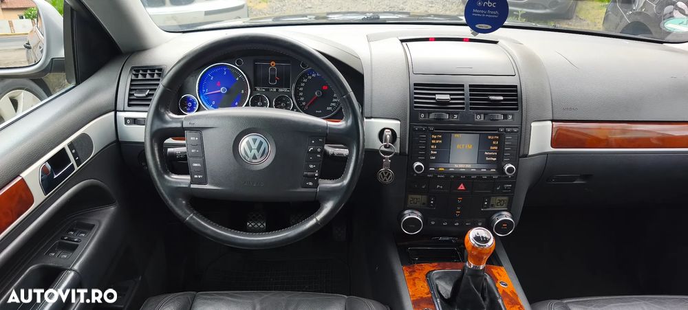 Volkswagen Touareg 3.0 V6 TDI DPF Exclusive Edition - 15