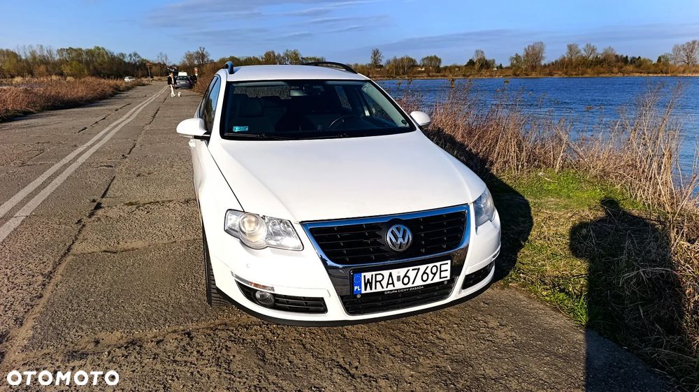 Volkswagen Passat 2.0 TDI DSG Comfortline - 3