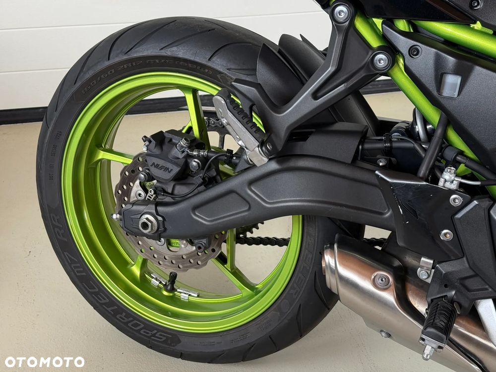 Kawasaki Z 650 - 14