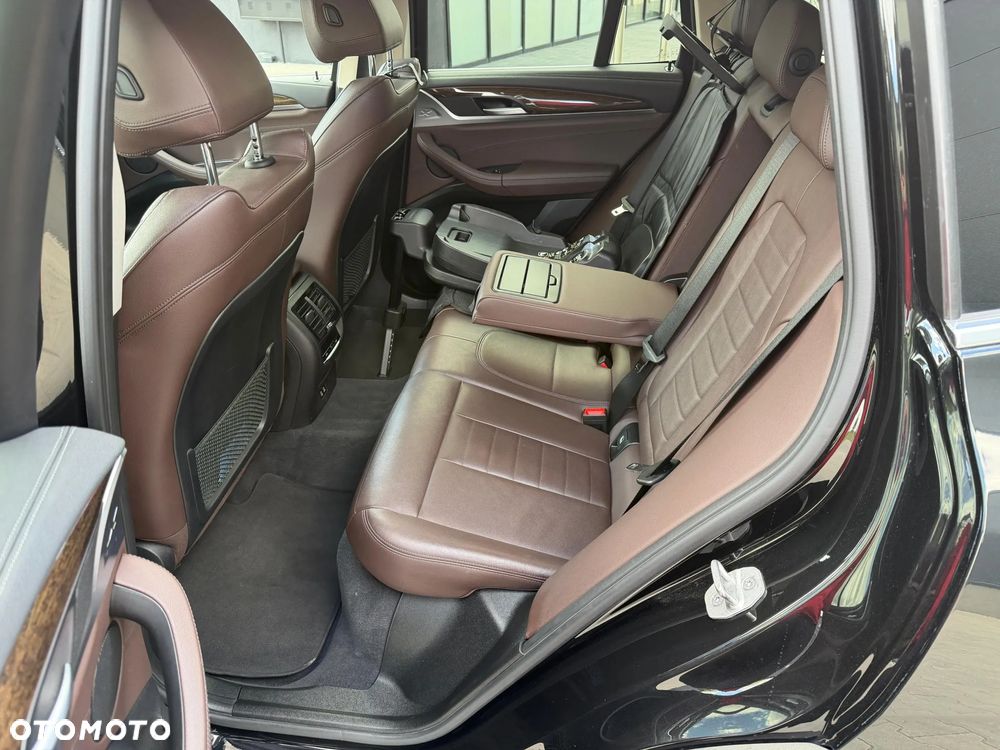 BMW X3 xDrive30d Luxury Line - 14