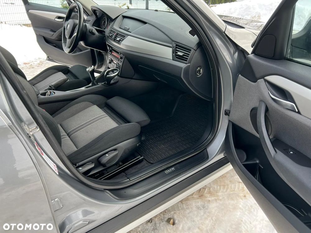 BMW X1 xDrive18d xLine - 8