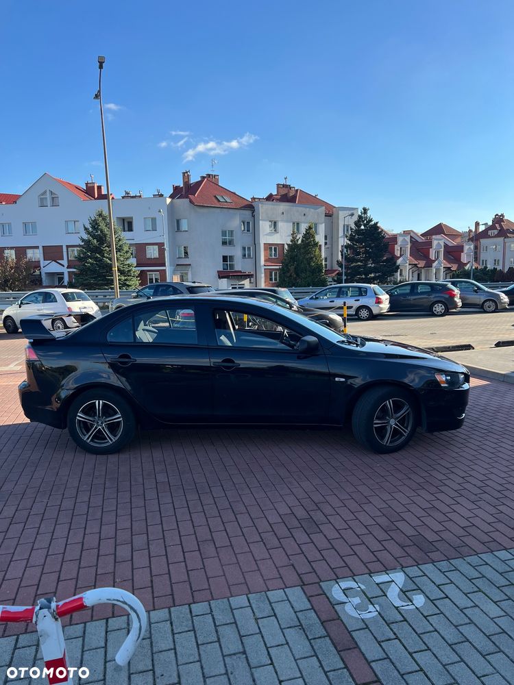 Mitsubishi Lancer - 4