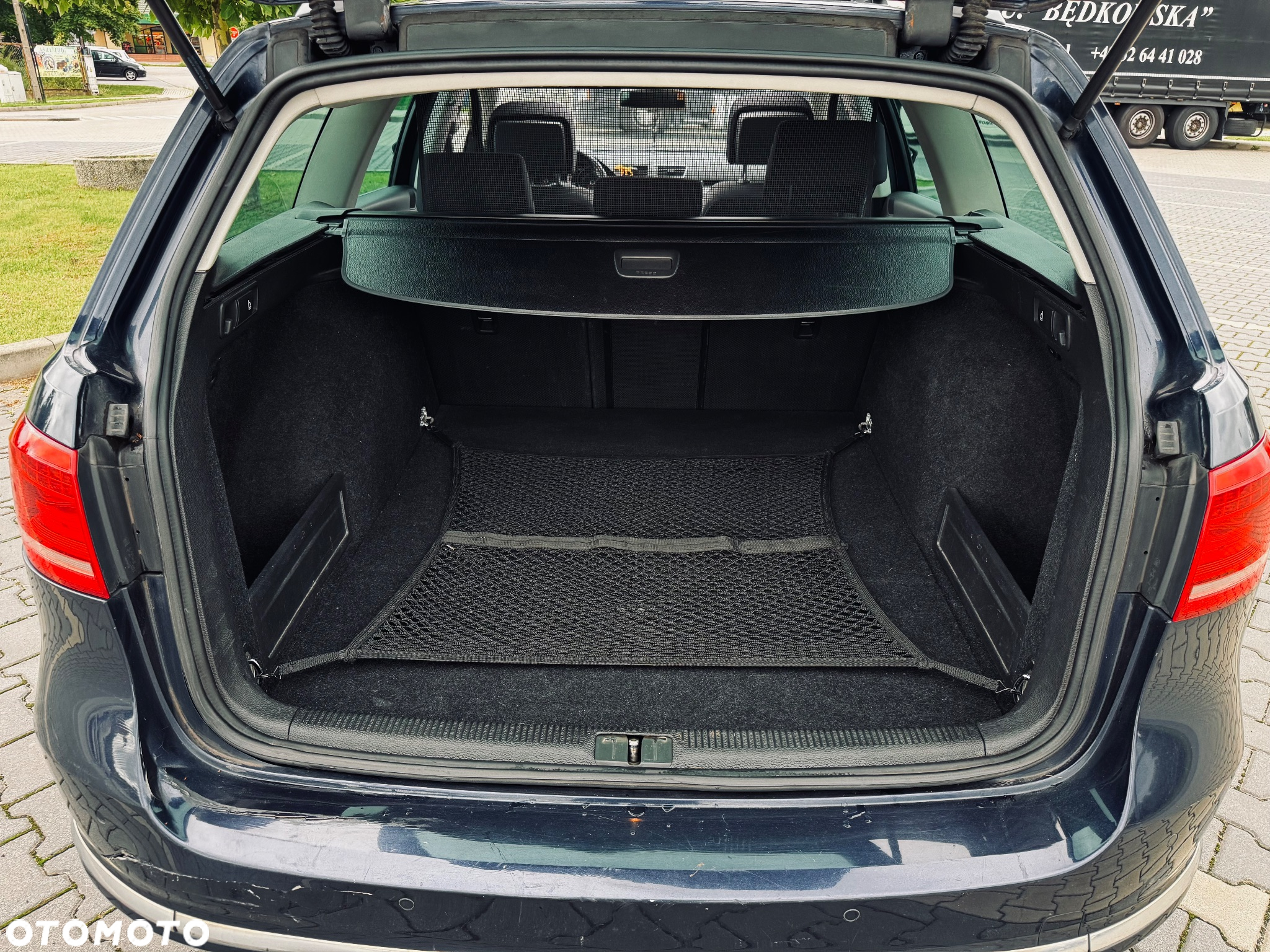 Volkswagen Passat Variant 2.0 TDI DSG BlueMotion Technology Highline - 16