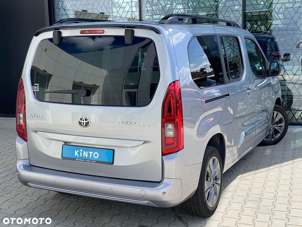 Toyota Proace City Verso Long 1.5 D-4D Family - 12