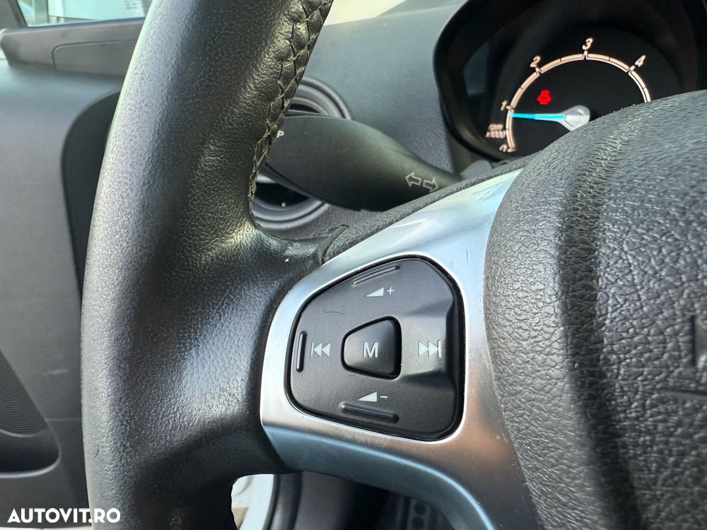 Ford TRANSIT-COURIER - 15