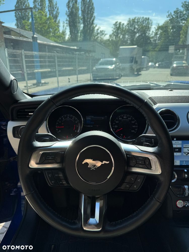 Ford Mustang 2.3 EcoBoost - 23