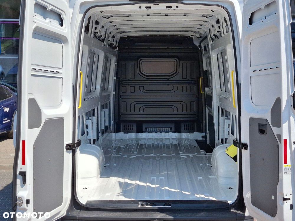 Volkswagen Crafter - 10