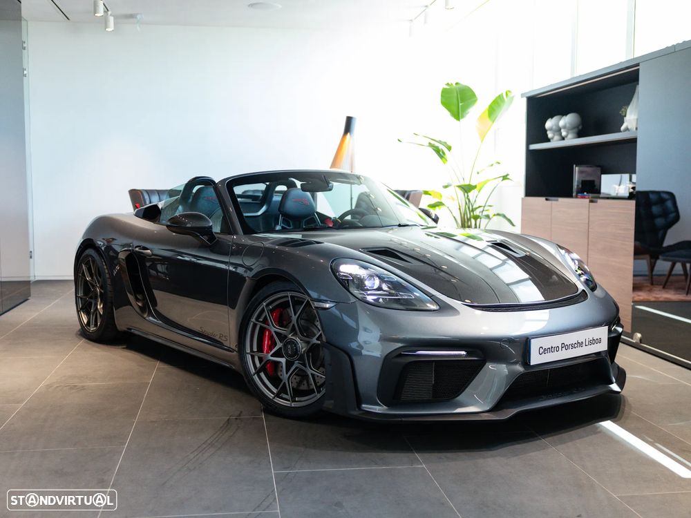 Porsche 718 Spyder - 14