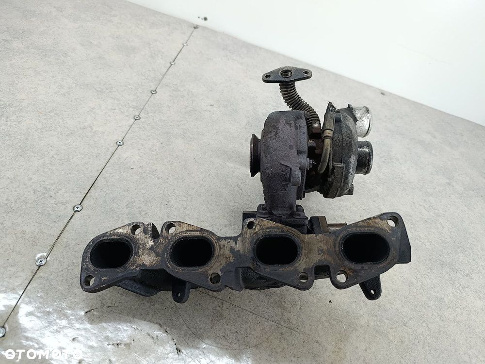 TURBINA Z KOLEKTOREM ALFA ROMEO GT II 55191934 716665-2 1.9 JTD - 1