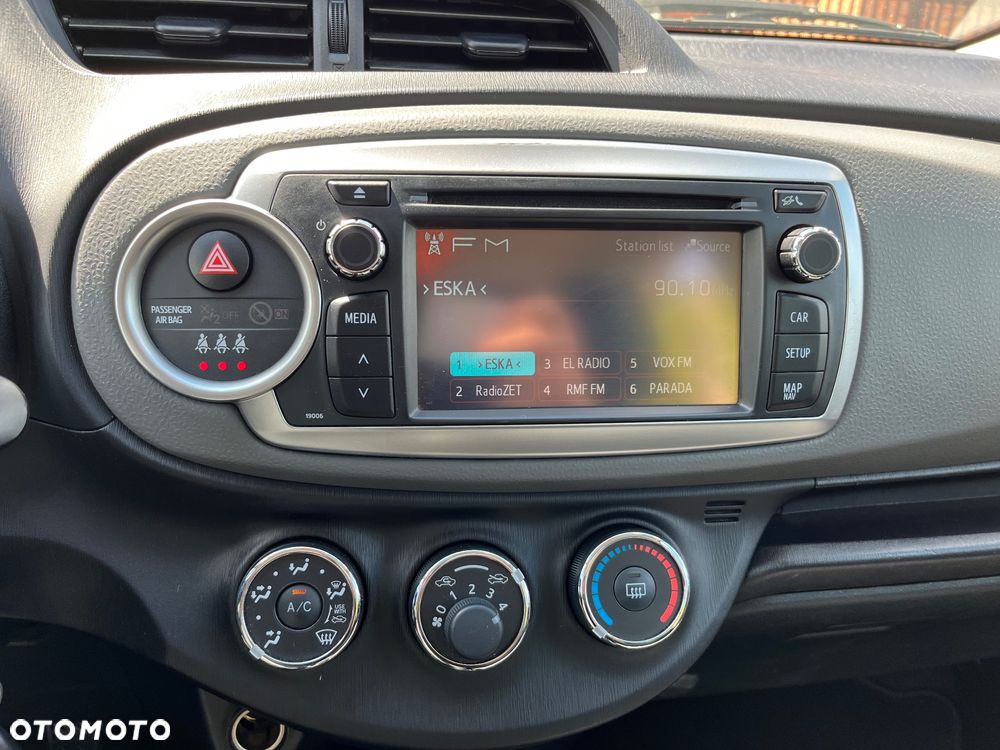 Toyota Yaris 1.33 Premium - 17