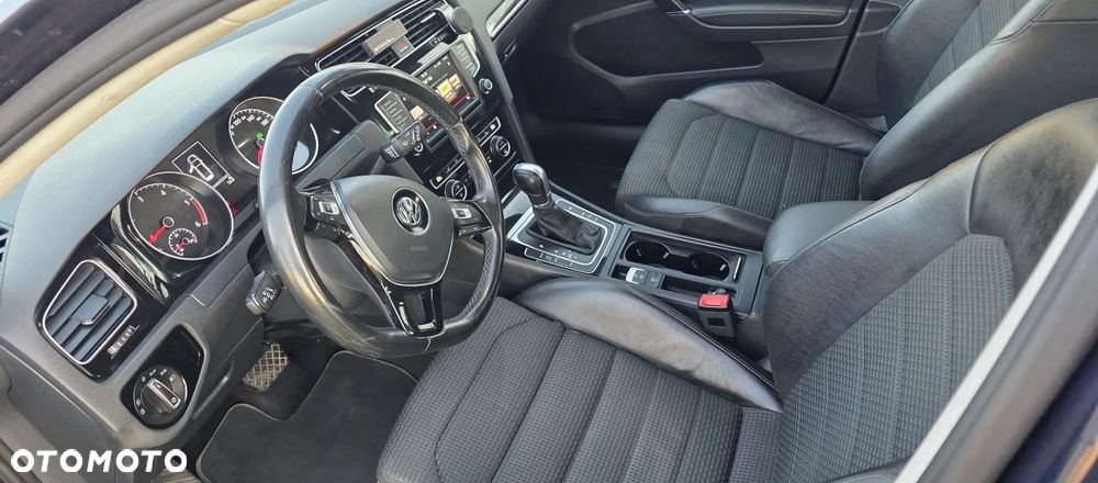 Volkswagen Golf 2.0 TDI BlueMotion Technology DSG Allstar - 6