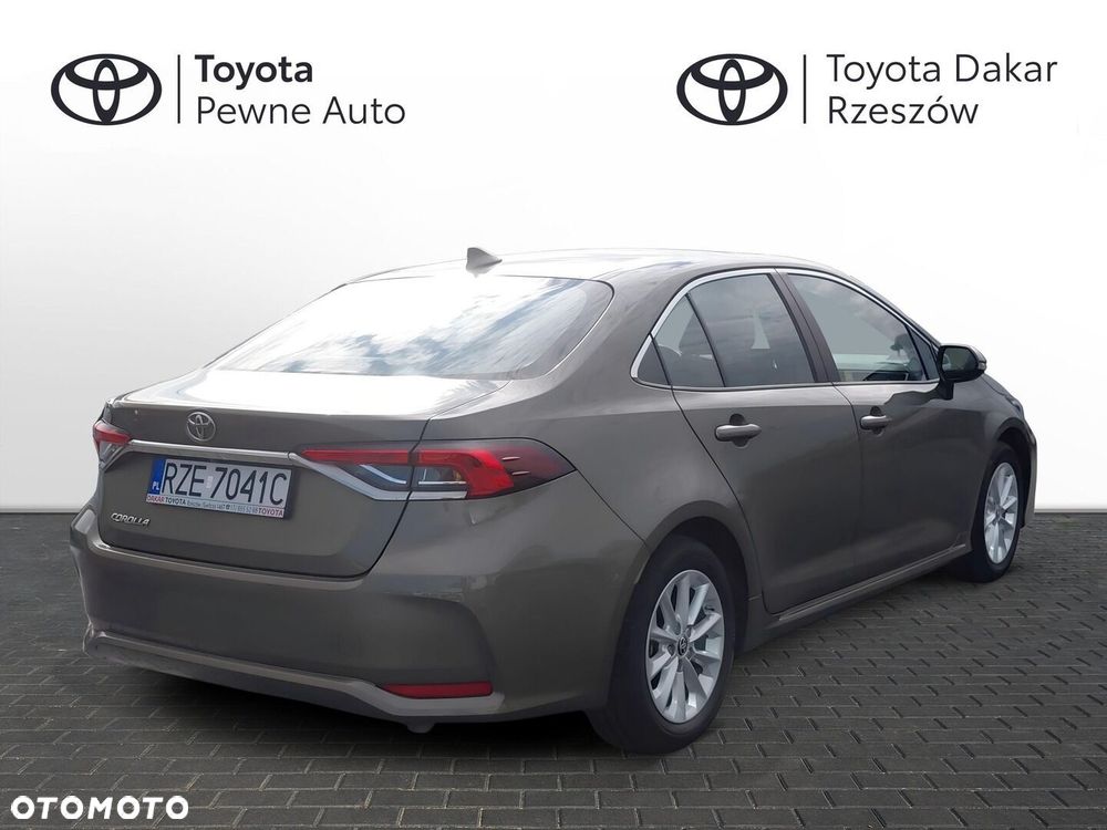 Toyota Corolla - 5