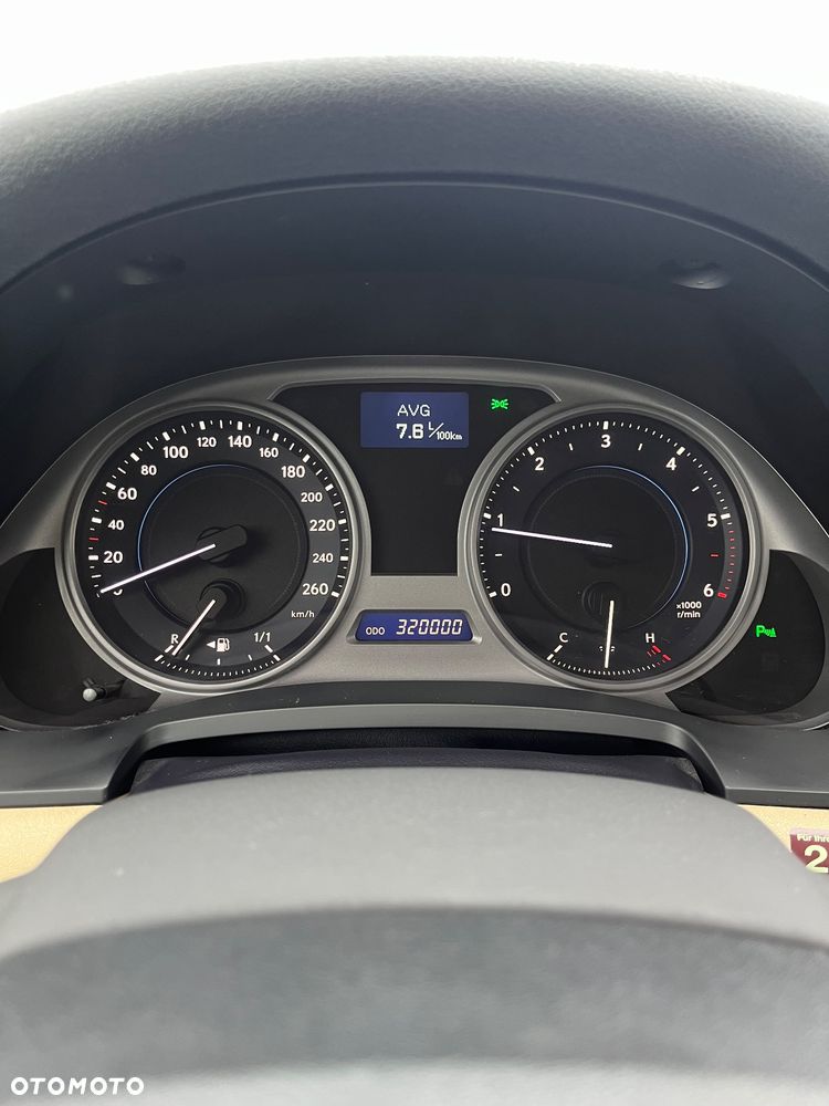 Lexus IS 220d Sport Line - 14