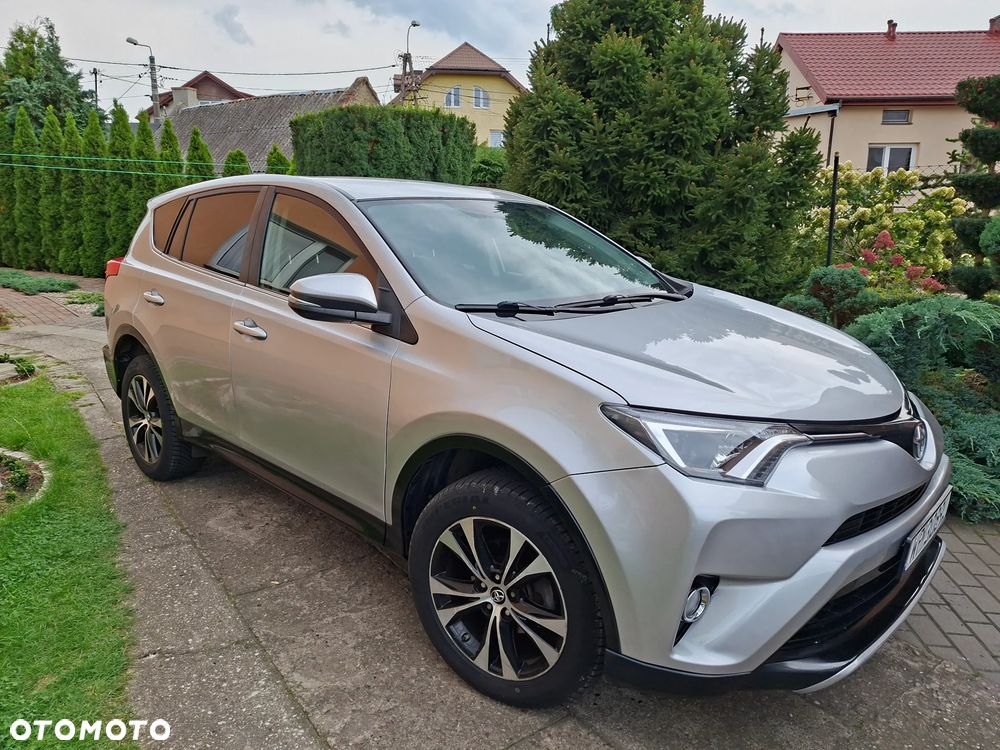 Toyota Rav4 2015 photo 3