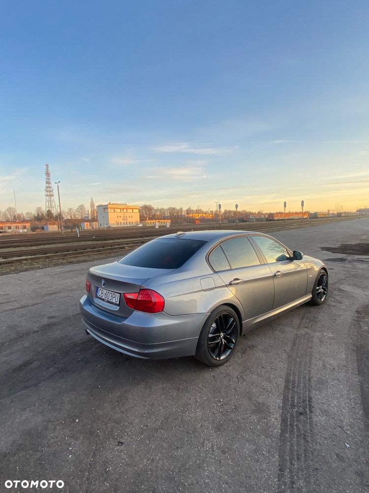 BMW Seria 3 320d Efficient Dynamics - 5