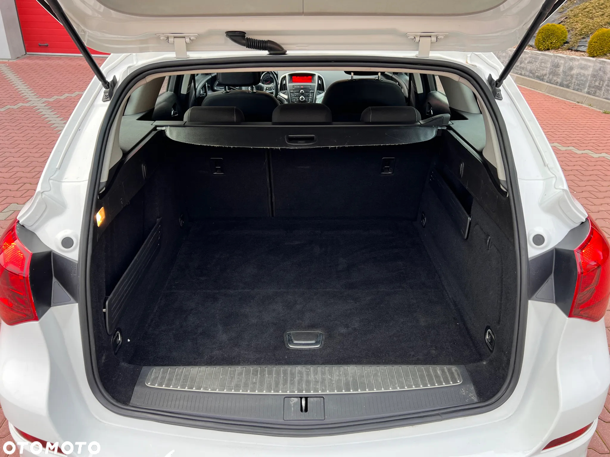 Opel Astra IV 1.6 T Sport - 32